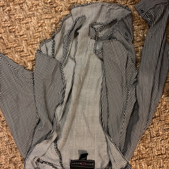 Clothes - Picture 8 of 8